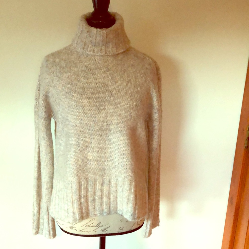 Super Soft Turtleneck Sweater Size S